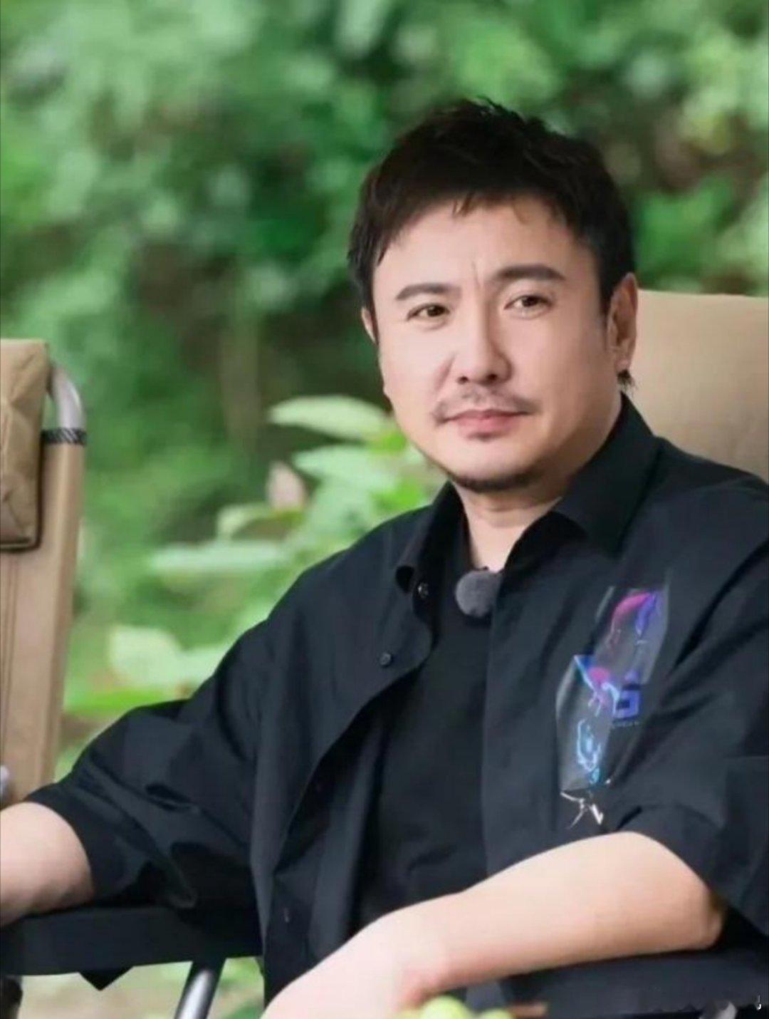 看来大环境确实不太好，一档综艺就给暴露出来了。白敬亭、王安宇下半年一直在忙着拍戏