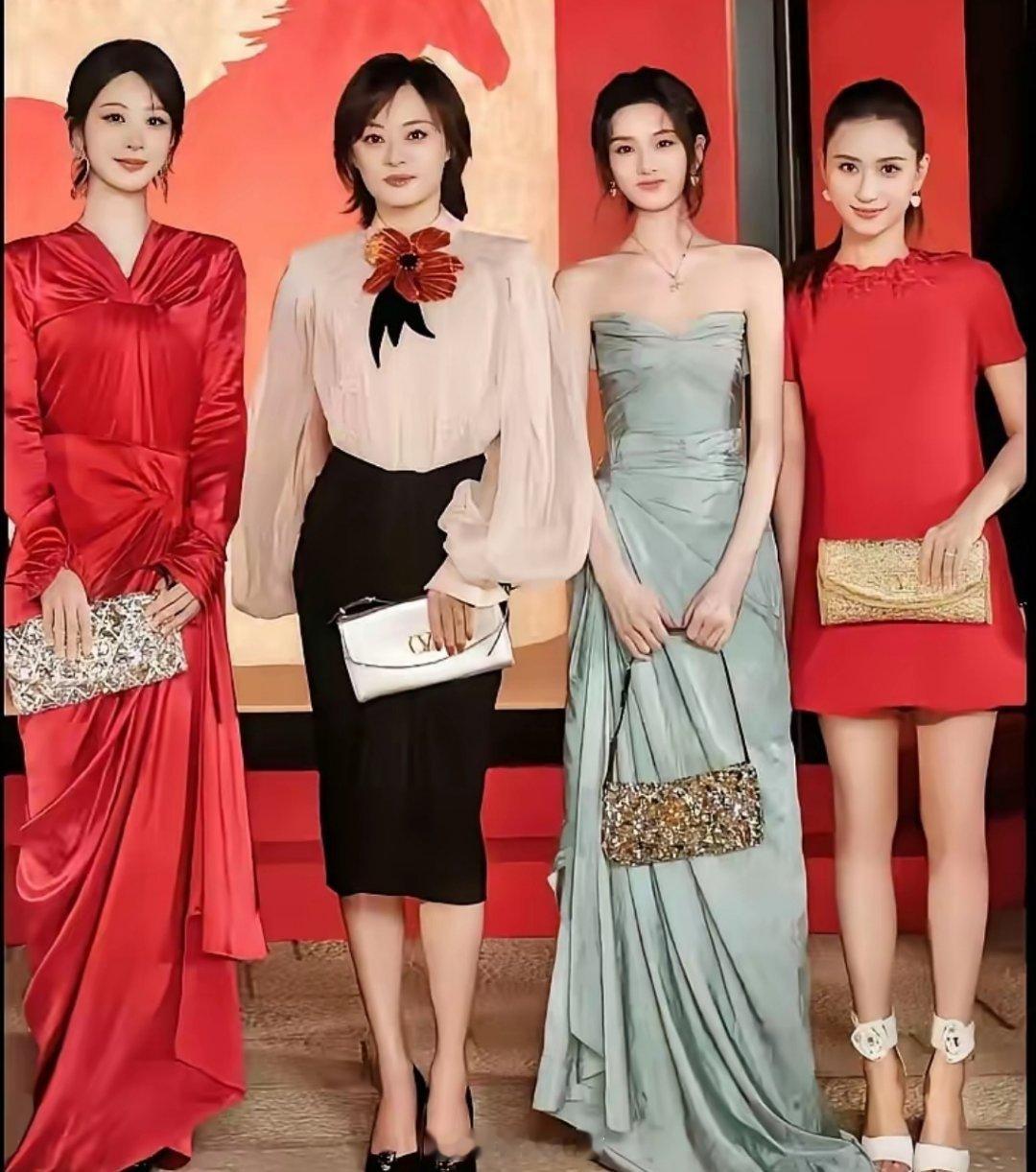 何超莲虽然矮了点，美貌却很突出，窦骁捡到宝了。