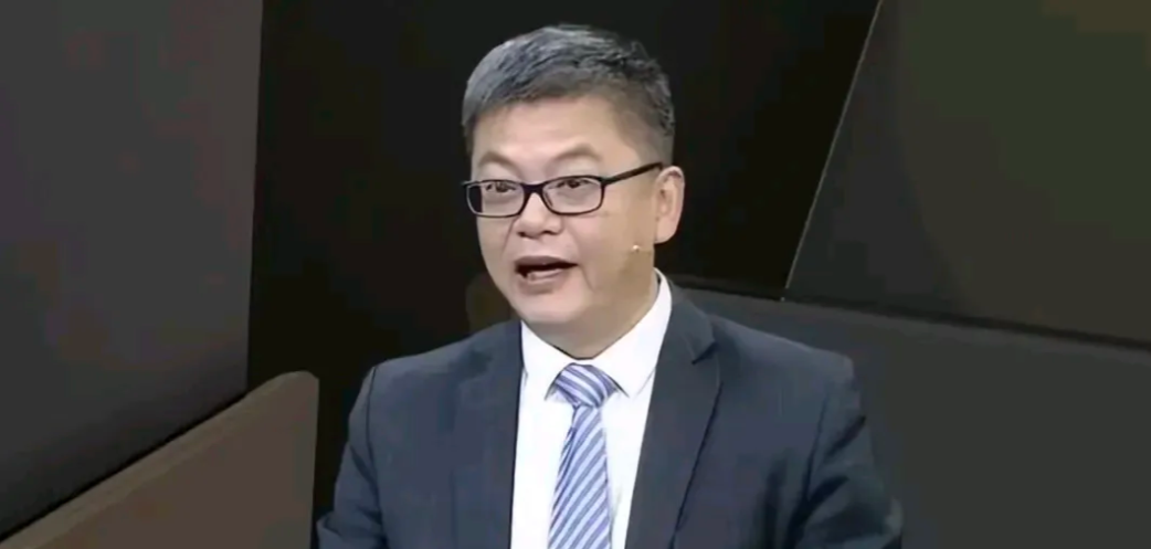 火箭131：116勇士，系列赛首轮扳成2：3！苏群老师，点评一针见血[玫瑰]