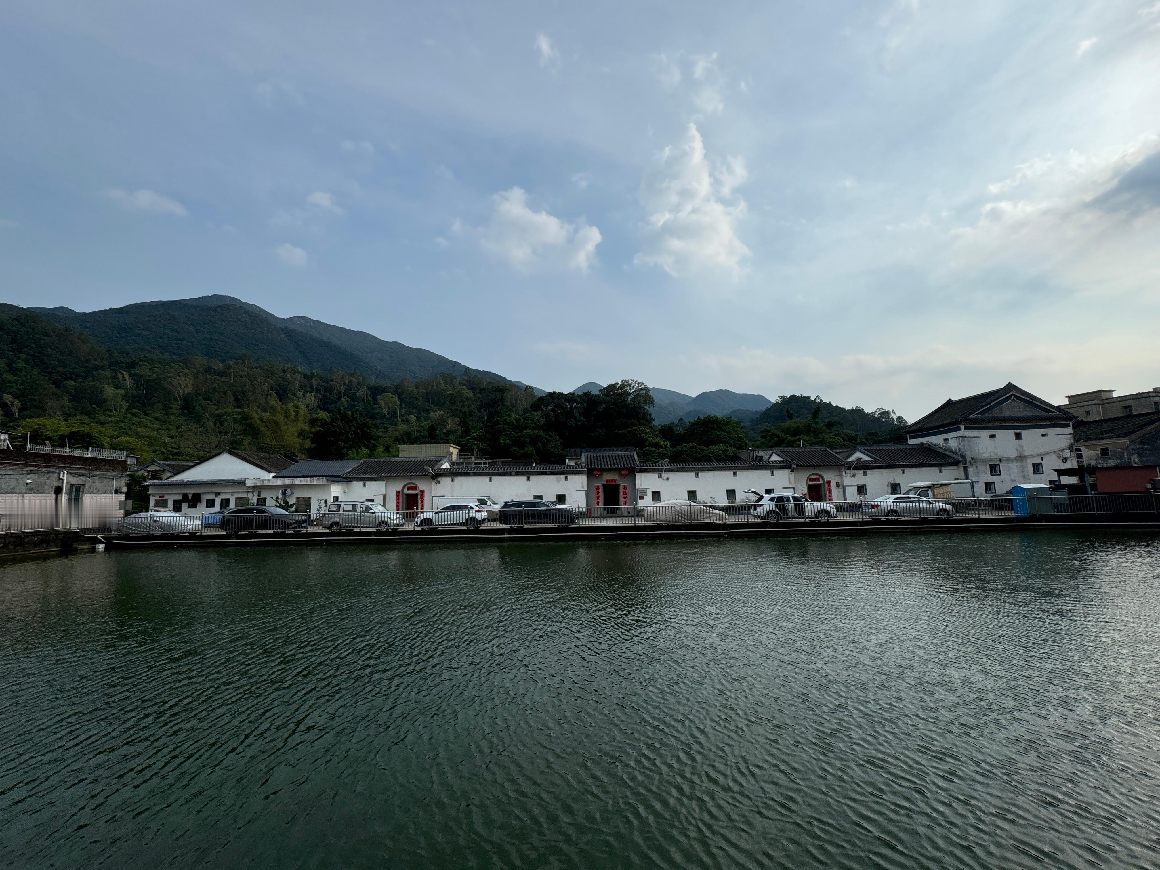 公园山水难得发现一处好地方啊