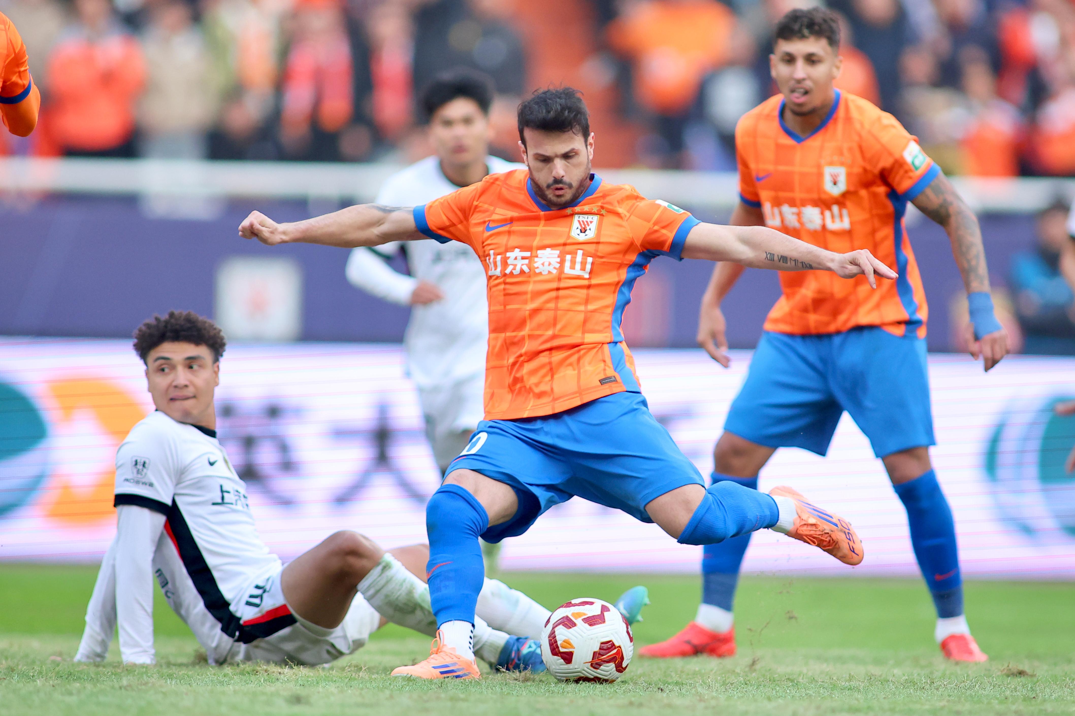 足球队报: 若无特殊情况, 瓦科大概率转战来自江南的中超队