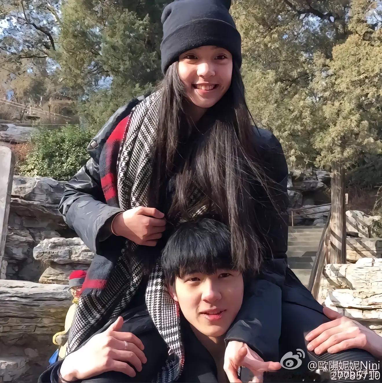 “吃饭睡觉欧阳娜娜”少男少女的青春时代​​​