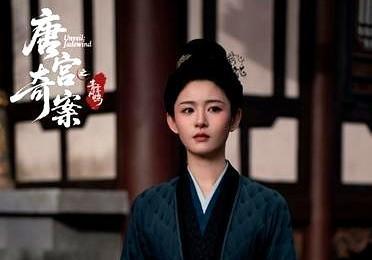 许凯删博上热搜当天赵晴已经站在新短剧的片场打光板下你去扒欢娱近两年的备案表，