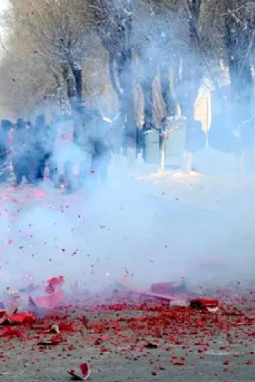 年节的喧嚣很快就过去了。在安静下来的时候，孤独和寂寞涌上来，就会不自觉的思考起