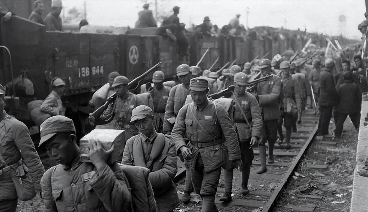 跟着蒋介石去台湾的六十万国军，基本绝后了，足见老蒋毫无格局。但凡他让这几十万