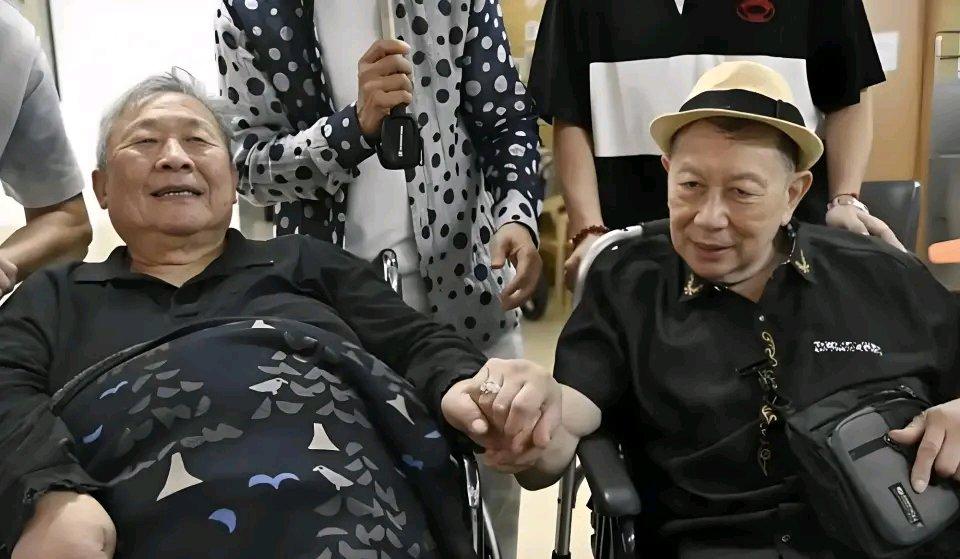 TVB老戏骨秦煌曾主演13部金庸剧，演艺事业也算辉煌。但他出名后婚内出轨保姆，气