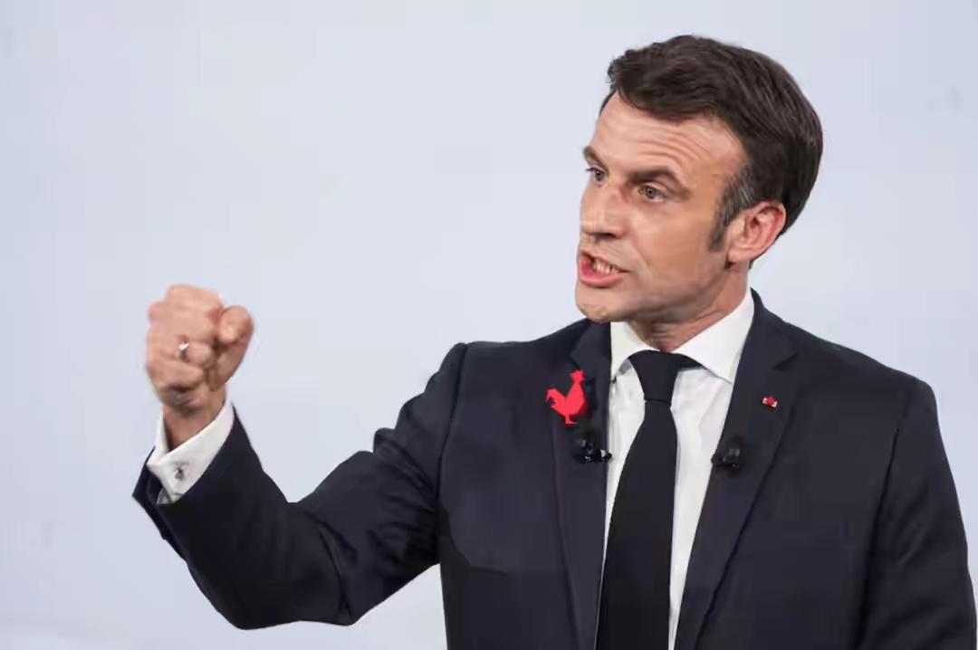 马克龙还没加税，中方先发制人，27国拒绝接受，最大输家浮出水面中方在马克龙以