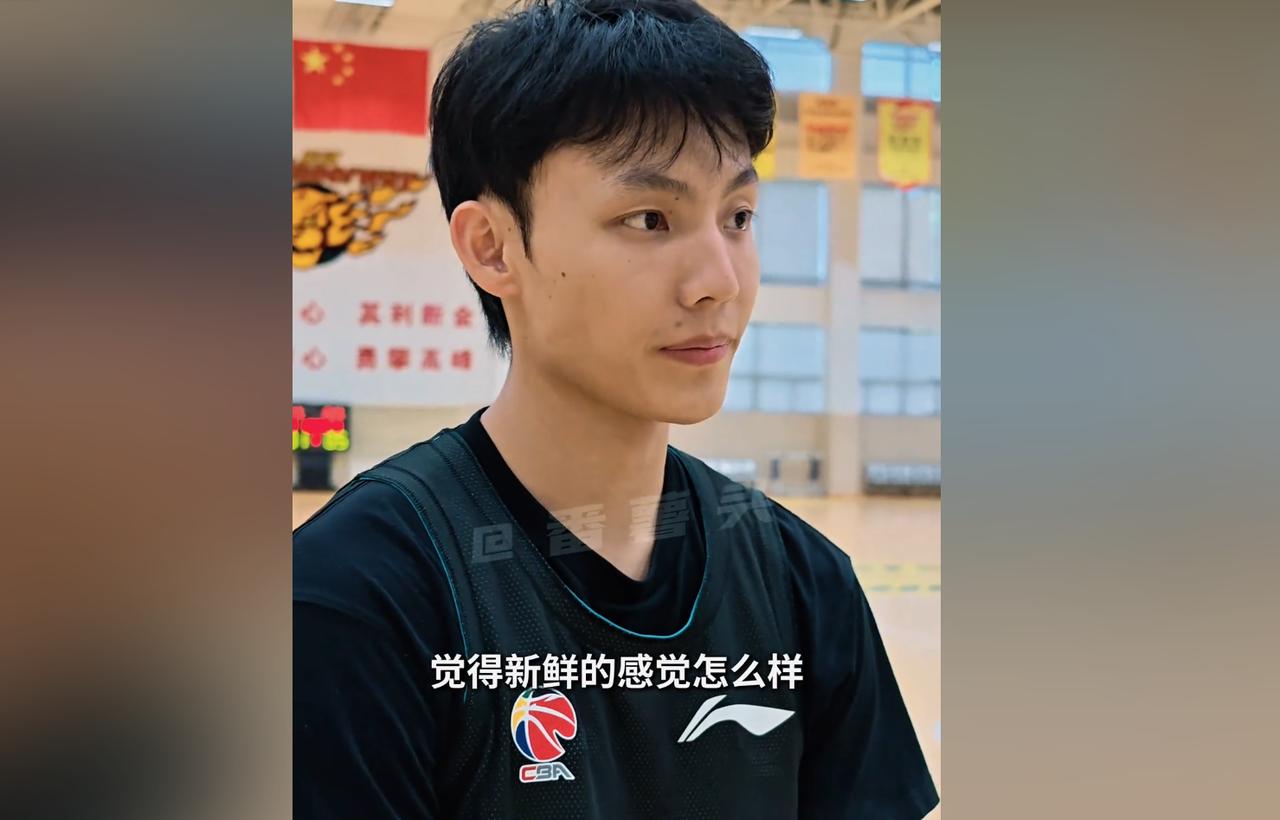 这次就看徐杰能不能把握住了！今天上午，广东男篮新任教练亚科夫列维奇，在接受广