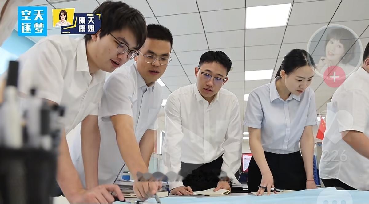 福建舰?80后?十几年前就被授权挑大梁设计福建舰了?这你敢信?听到这个消