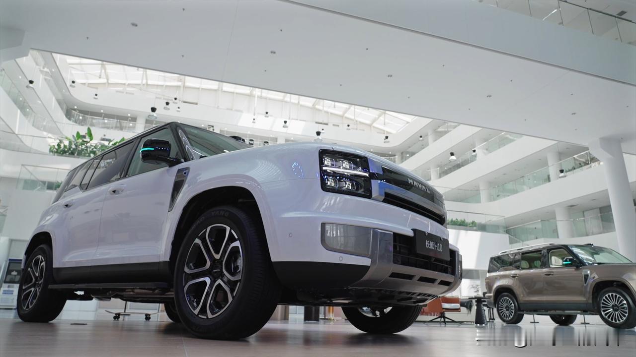 20万买不到全能SUV？长城H10直接捅破SUV内卷天花板。日常通勤当