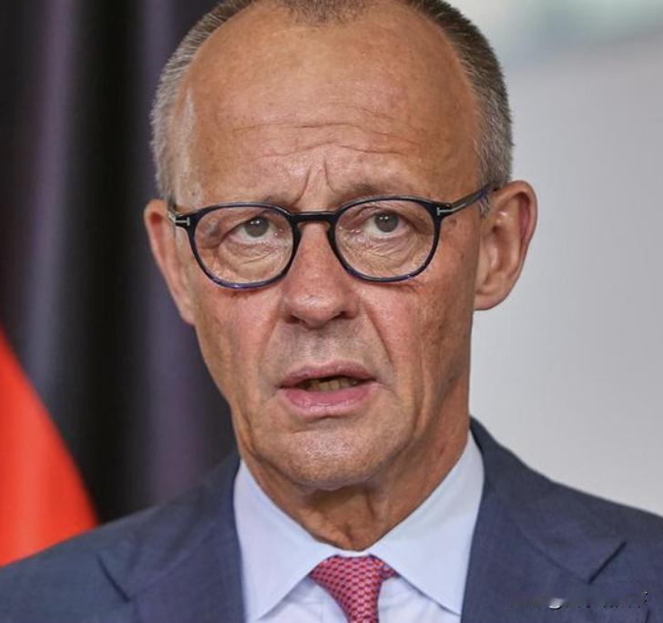 德国总理默茨如此说：“德国必须捍卫以色列的安全与生存，这既是纳粹大屠杀的教训，也
