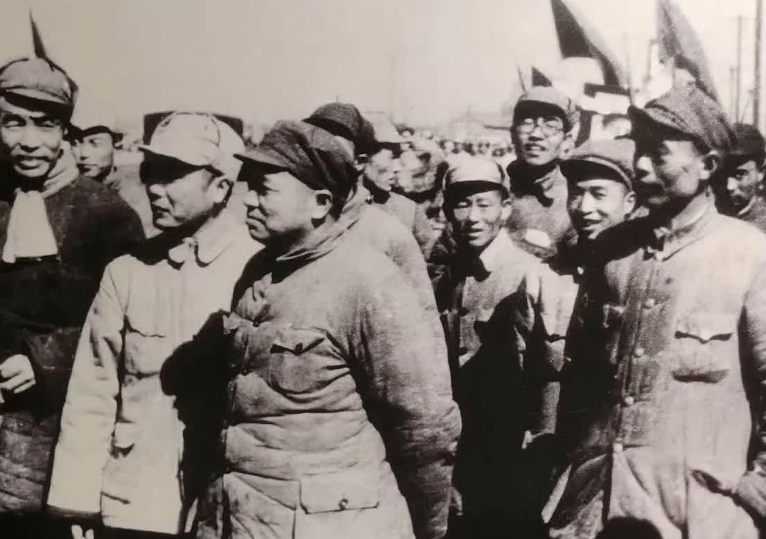 太原战役是徐向前和彭德怀接力完成的城市攻坚战，你知道吗？由于原太原前线总指挥徐向