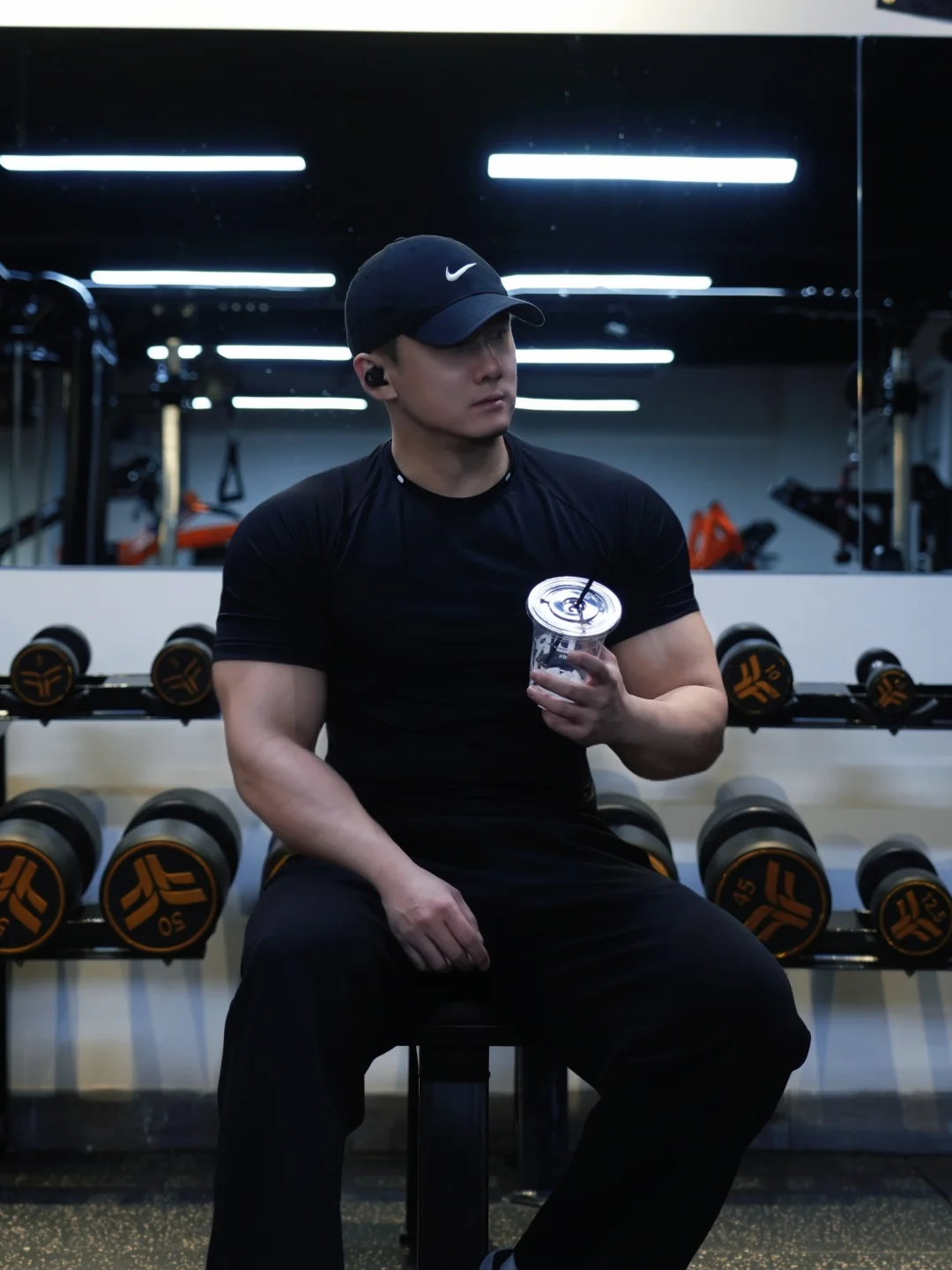 和内蒙男人一起健身，请你喝咖啡