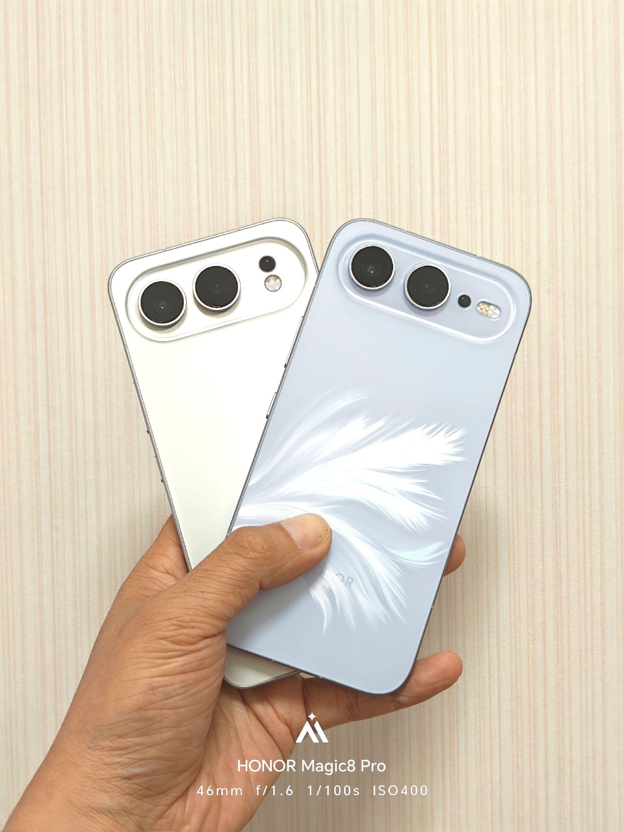 荣耀600马上就发布了，把抽屉里的荣耀500拿了出来，比较一下变化还是...