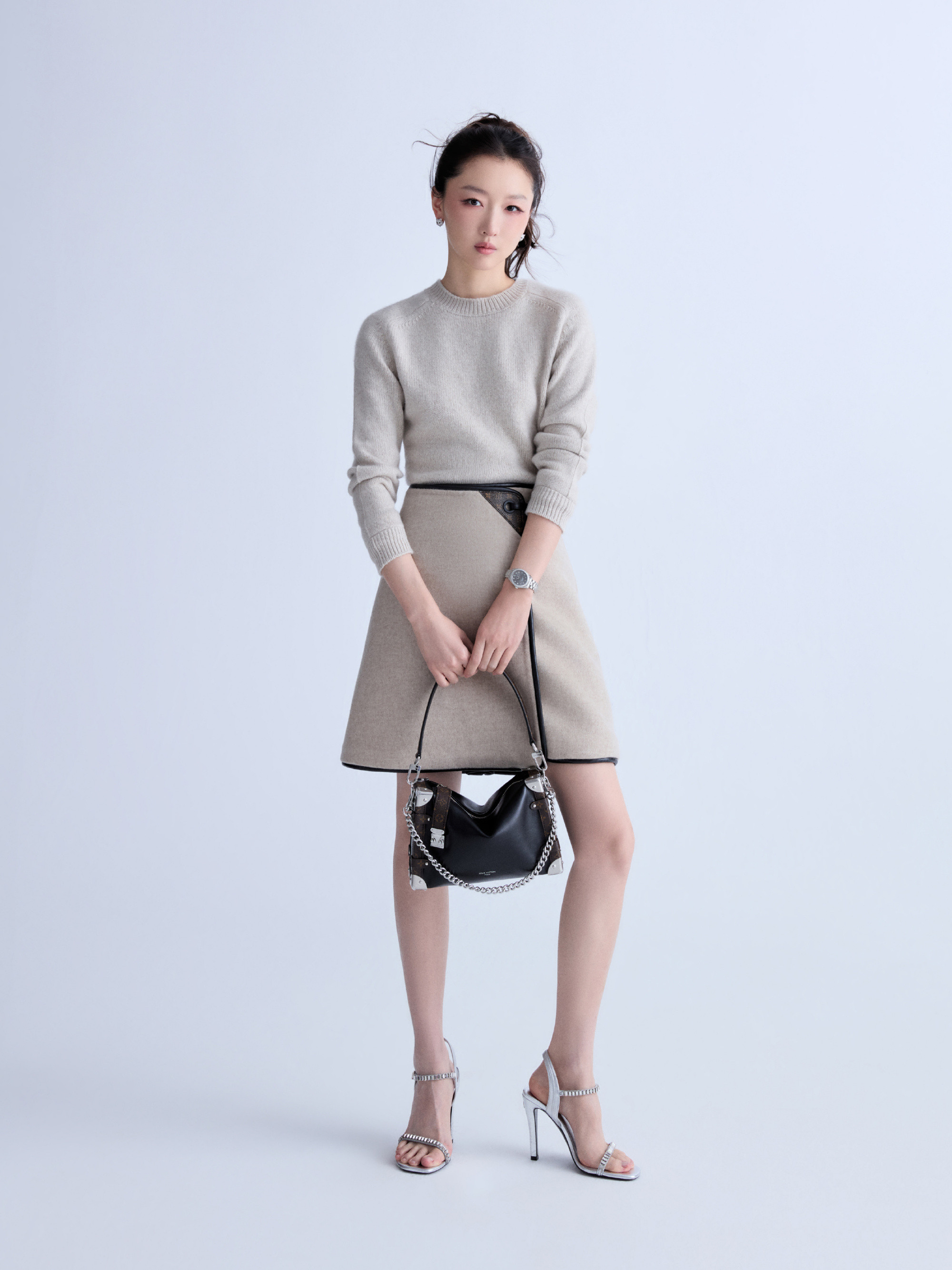 周冬雨，感觉越来越有气质了。周冬雨