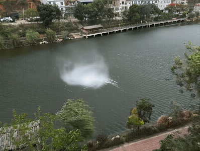 鄉下偶遇大自然的奇观！[赞][玫瑰][大笑]