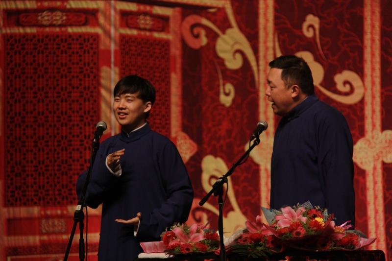 德云社三天炸出3个热搜！杭州万人场+郭麒麟辞演+阎鹤祥当爹，网友：这才是顶流排面