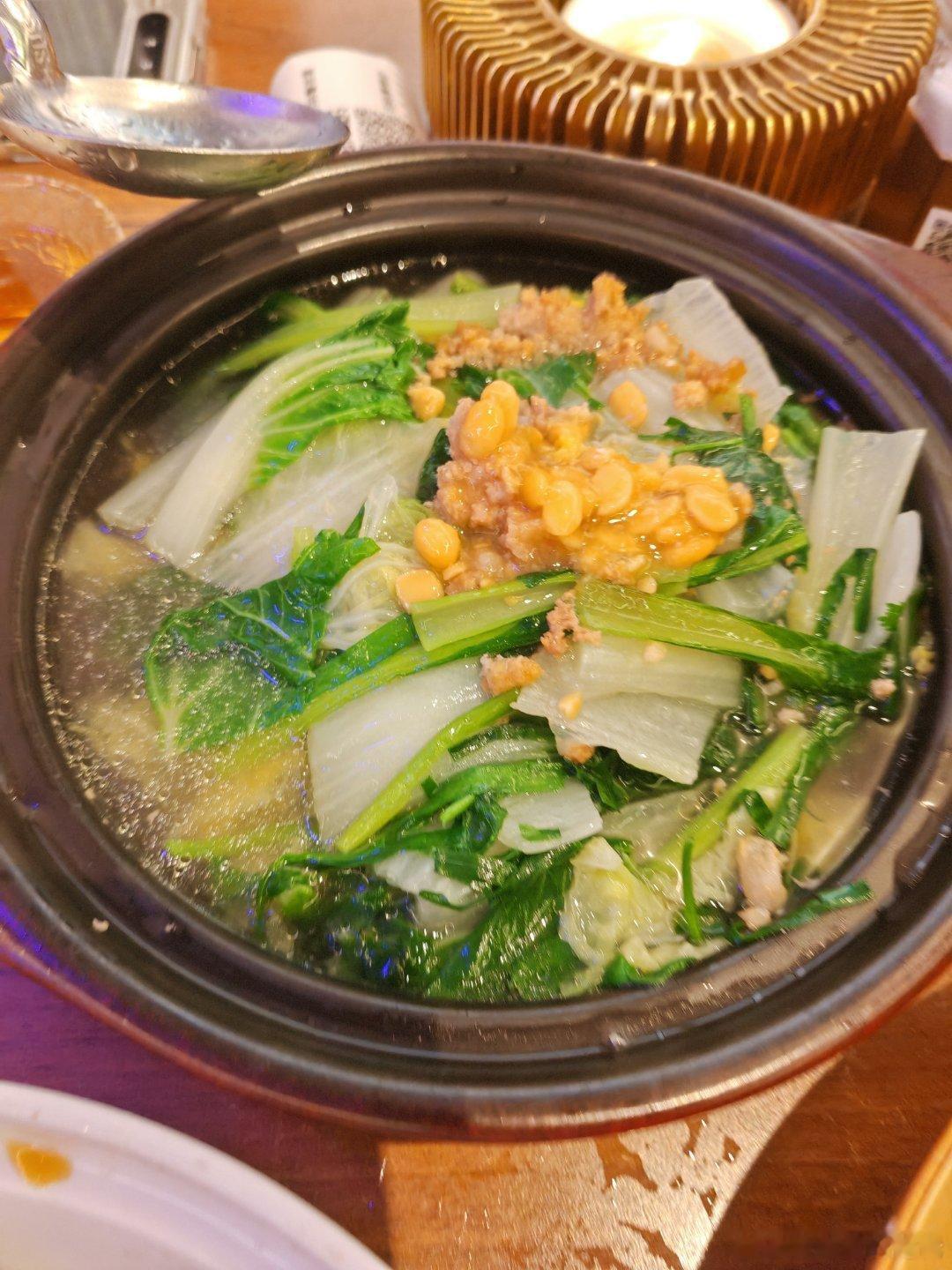 好清淡啊，热门餐饮吃不上，排队太多了。