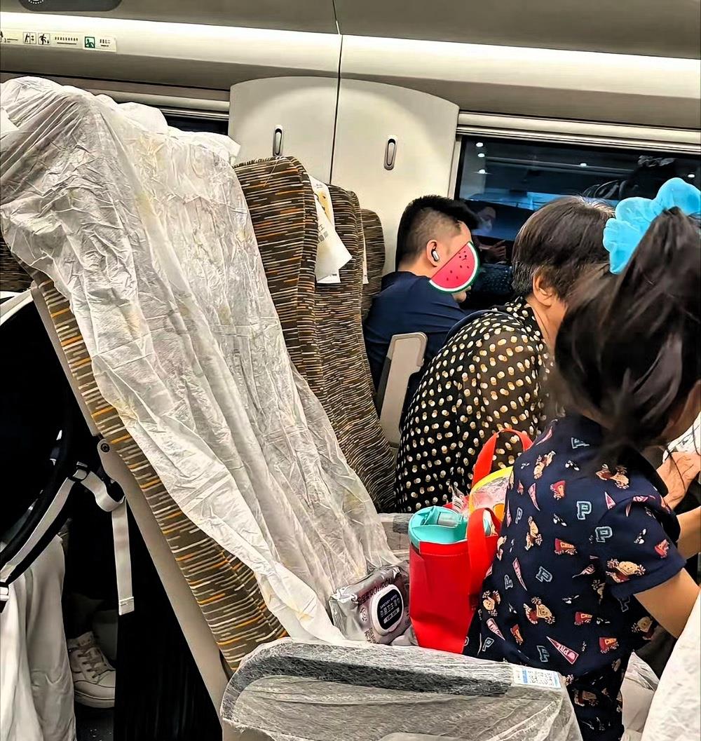 现在坐火车这么讲究了​​​么？
