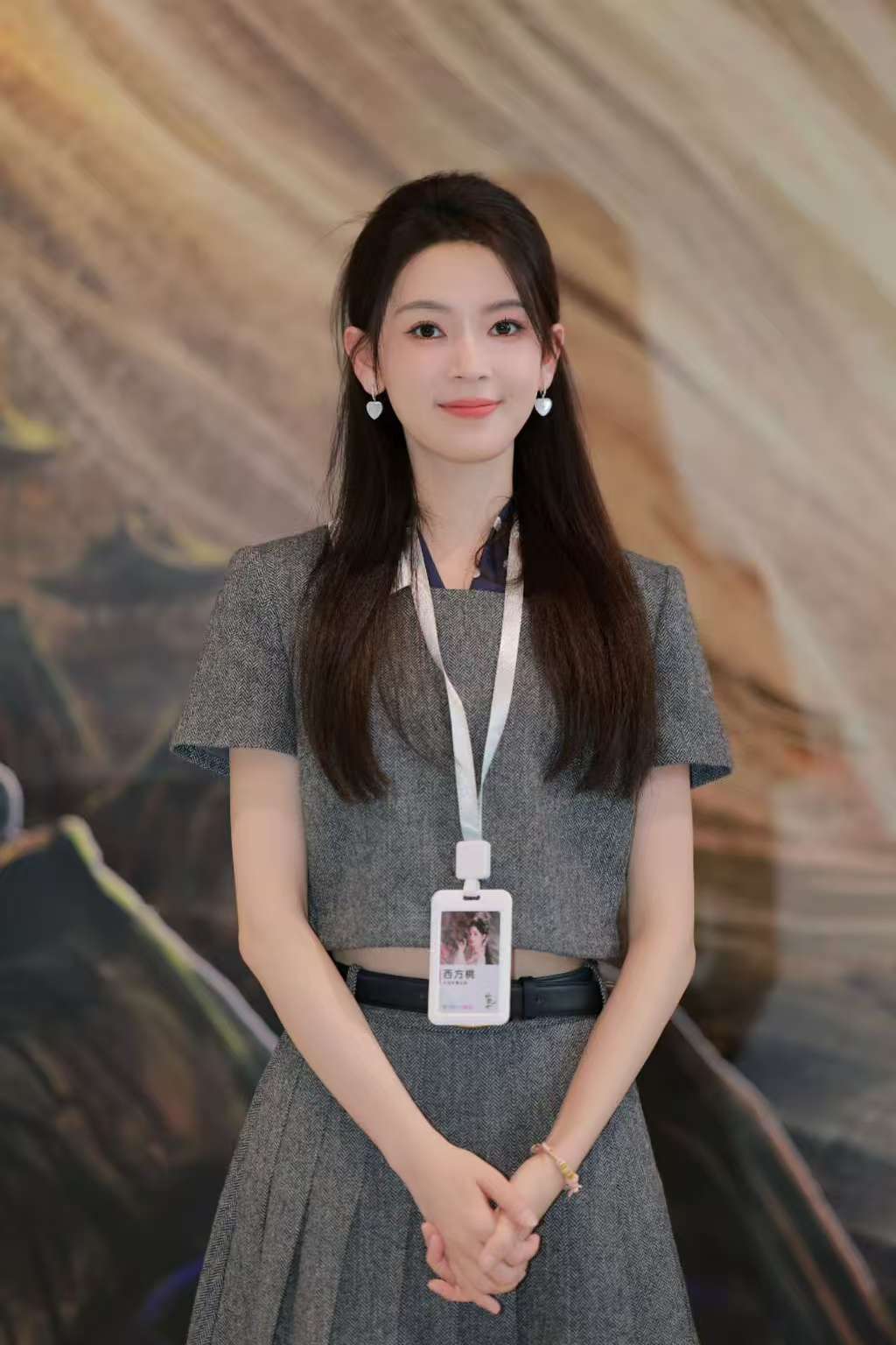 陈瑶清甜美少女陈瑶邪恶水蜜桃谁会认为拥有这张脸的陈瑶居然这么狠辣！​​​