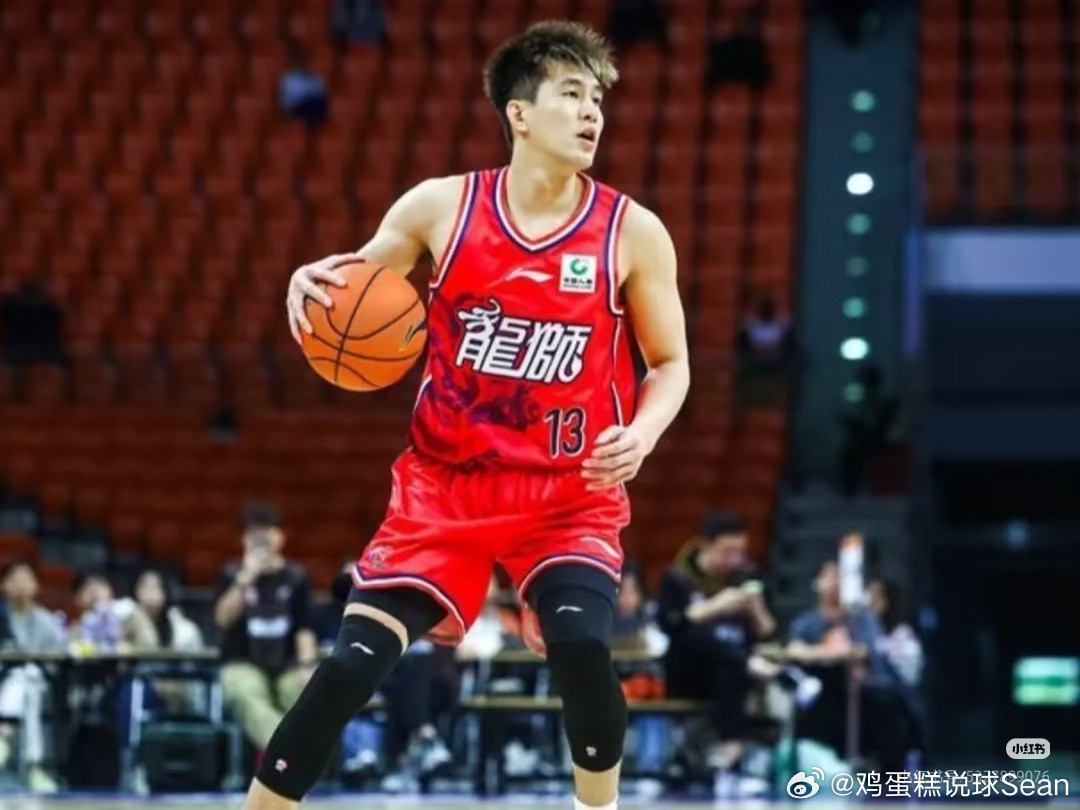 CBA前广州龙狮球员郭艾伦即将加盟北控男篮，与北京北控签下一年C类合同