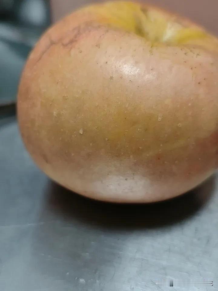 我这人很奇怪，我总是觉得麻烦别人不好，所以什么时候干什么事情，我觉得我自己能行就