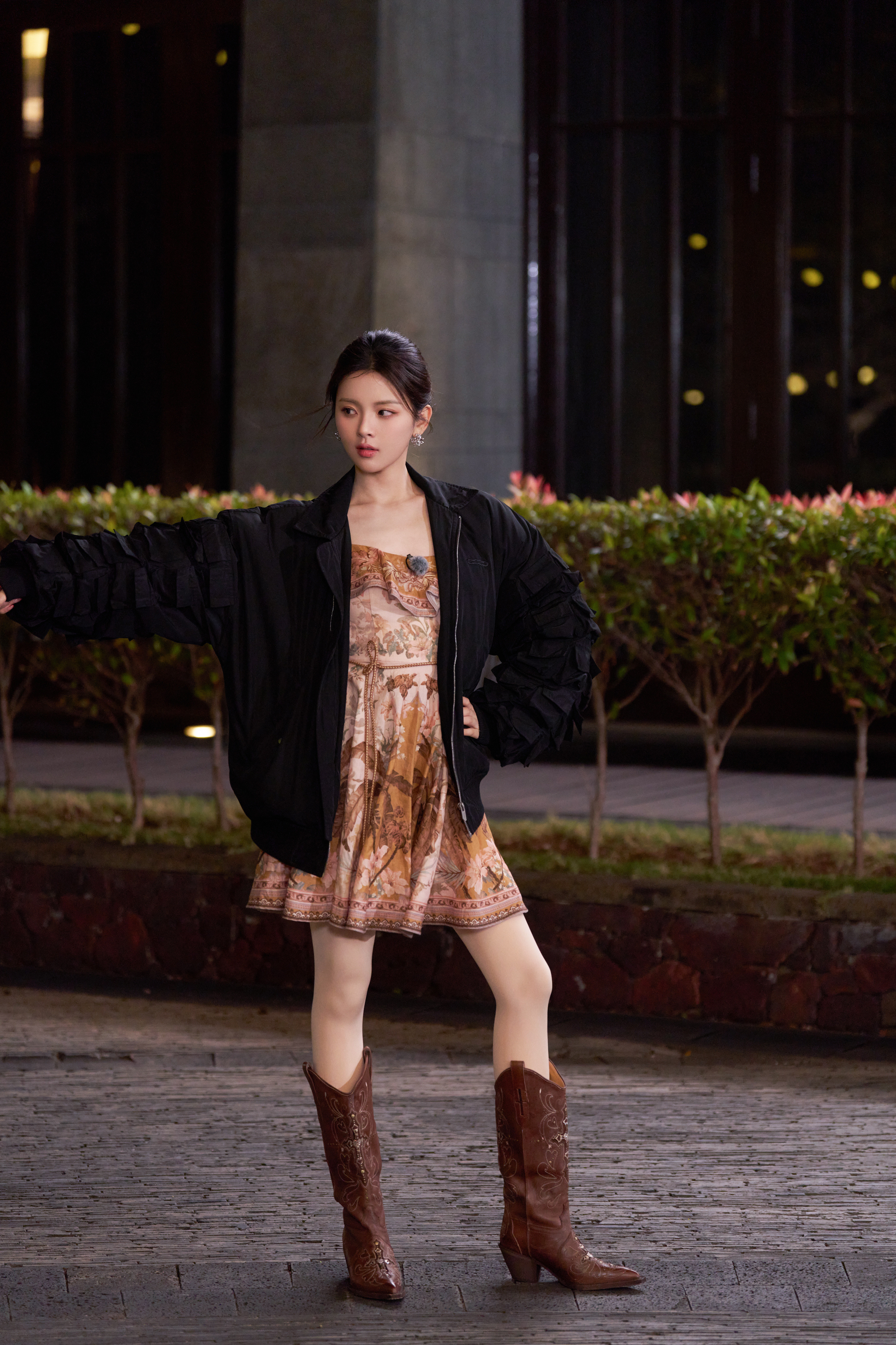 杨超越变美了在复制粘贴的时代，你是手写的诗