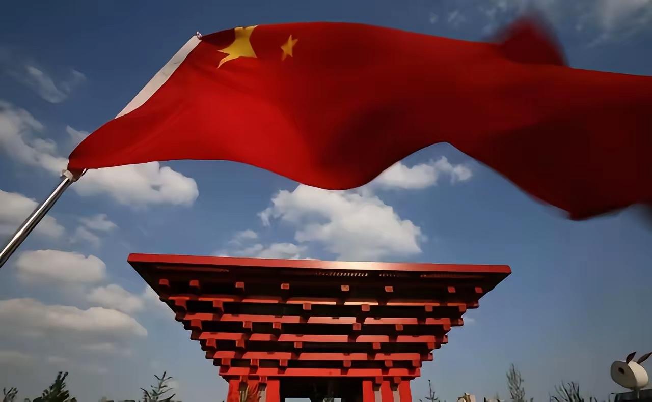 中国工业真把世界甩后面了，他们才看出来？西方那帮人，这回是真急了。你猜怎么着