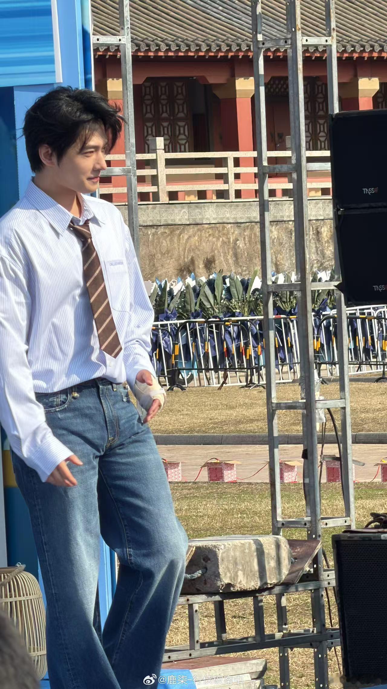 杨洋不让江山开机开机大吉，杨洋的颜值与演技双在线，搭配精彩的权谋剧情，这部剧绝