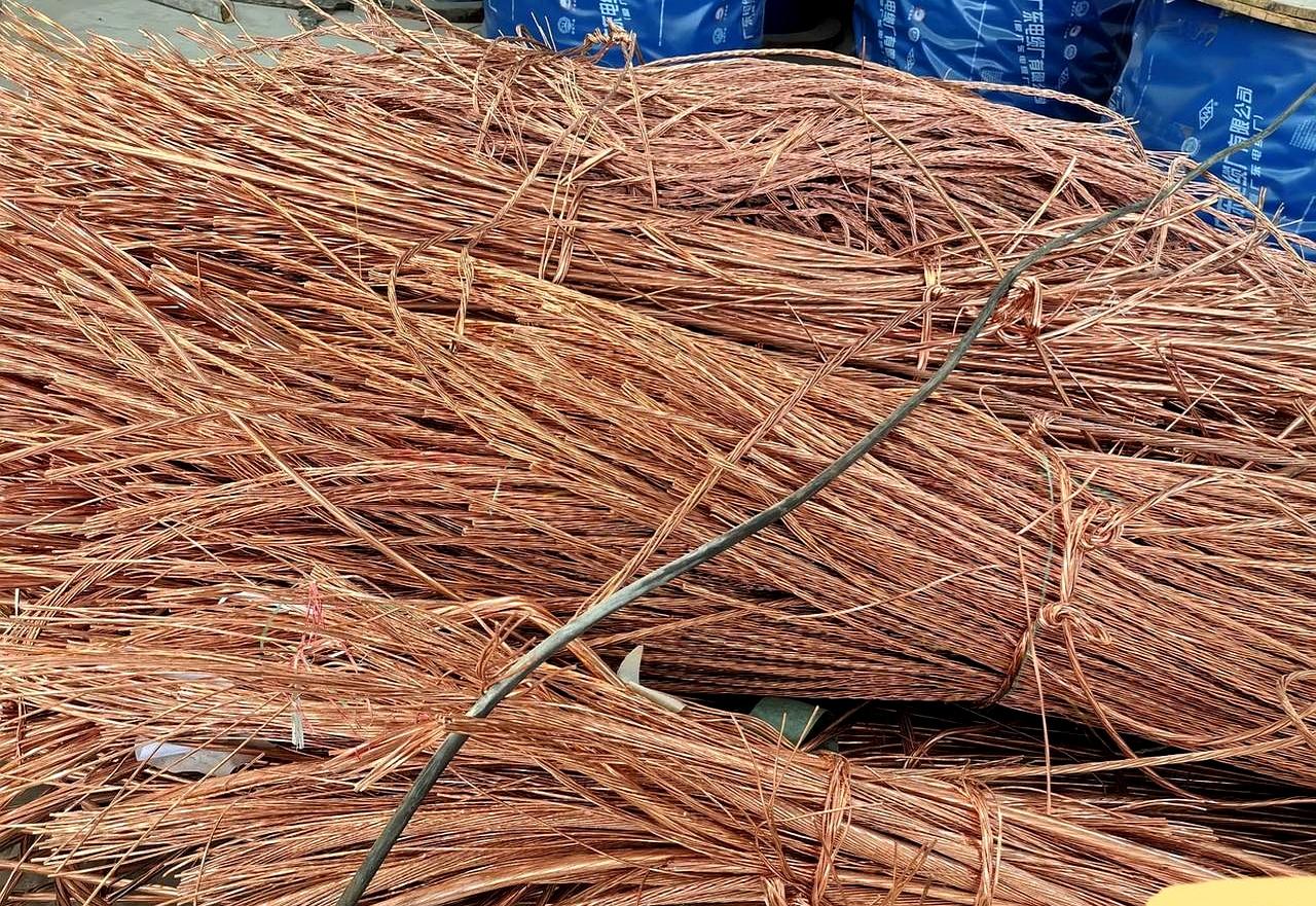 家里老人辛辛苦苦攒点废品卖掉，你说最怕啥？就怕被忽悠！我婆婆就是，不知道从哪