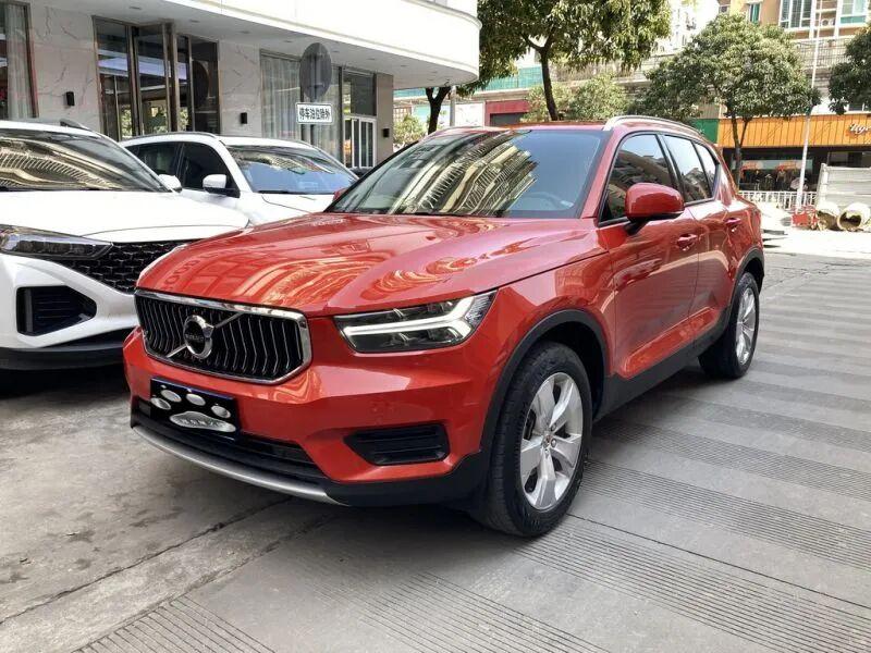 "沃尔沃XC40不妨看看，二手性价比非常高"。在二手车市场，这句话正被越来越多的