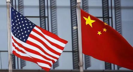 中美之间，已经没有回头路了。美国手里的绳子，已经勒住中国经济的咽喉；而中国手里的
