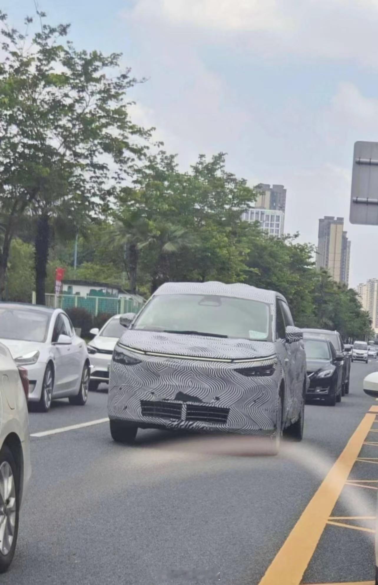 我去？添加「神秘液体」的增程版小鹏X9？​​​