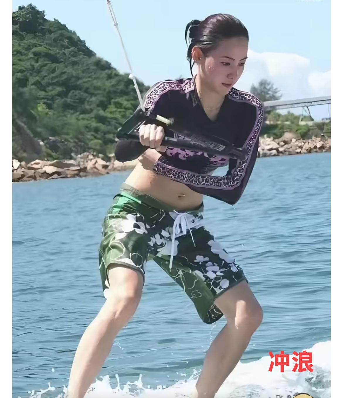 大家发现了吗？​张柏芝这个人真不能细细琢磨。​越琢磨你越会发现，学历低恐怕是