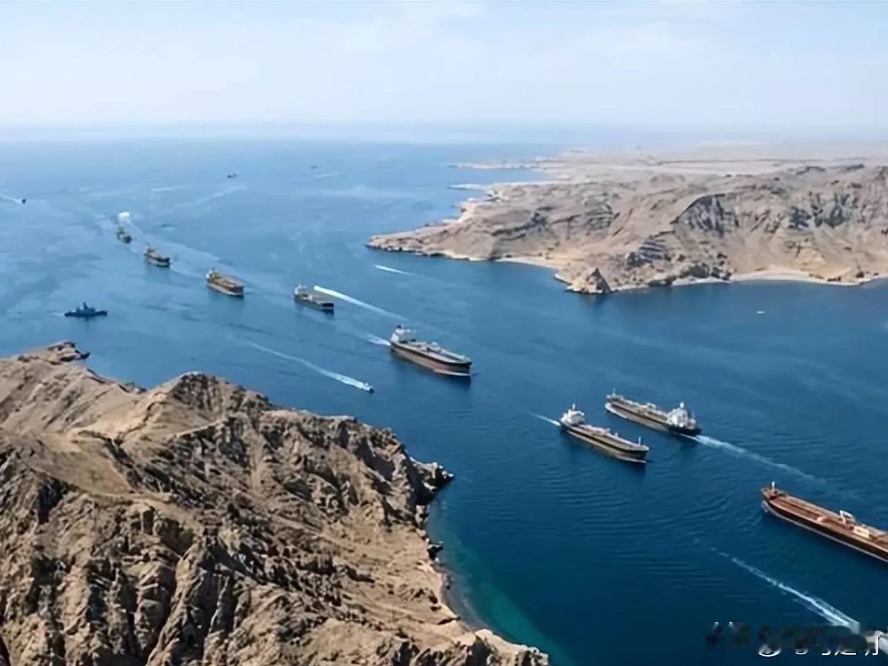 哪怕伊朗坚持不肯谈判，特朗普也不会答应伊朗的诉求开放霍尔木兹海峡！反向封锁霍尔木