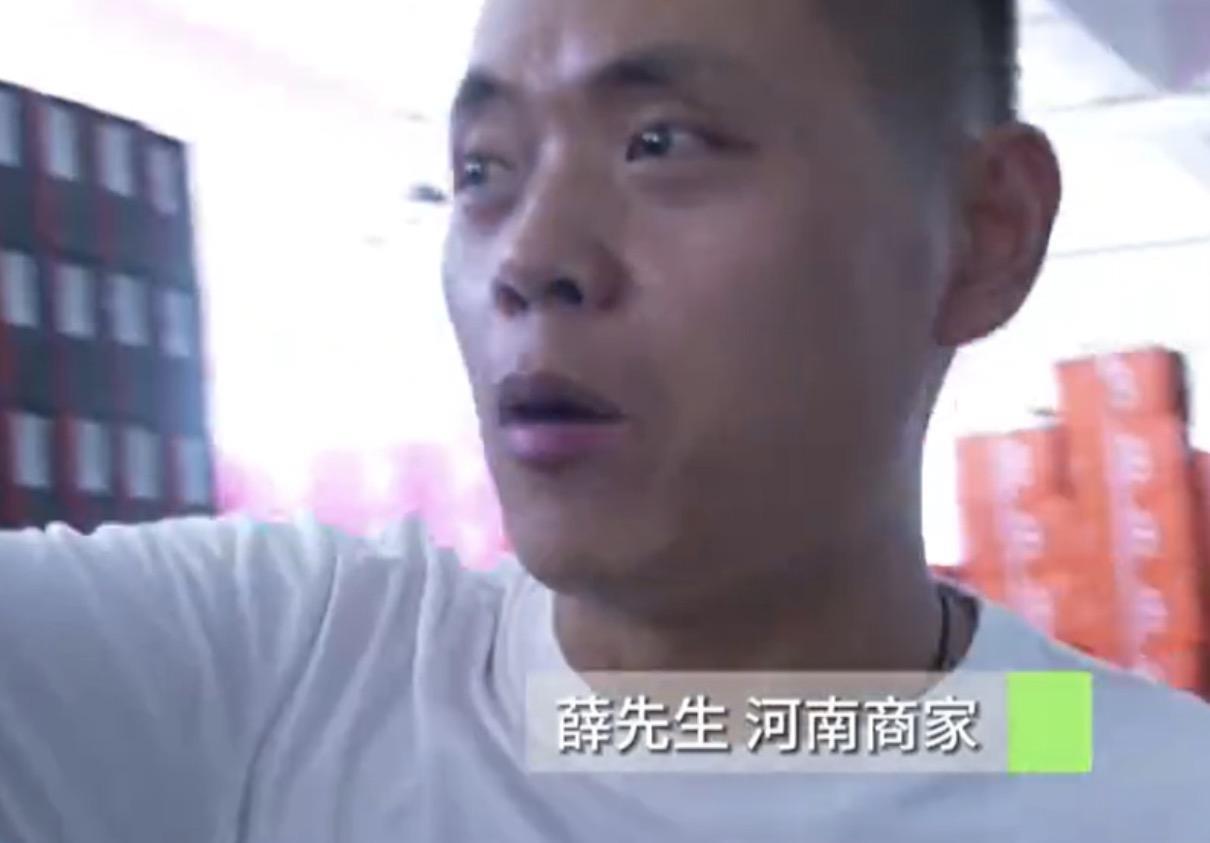 花5万坑位费请千万粉丝网红带货，对方口头承诺至少卖出2万双，可最后直播结束只卖出