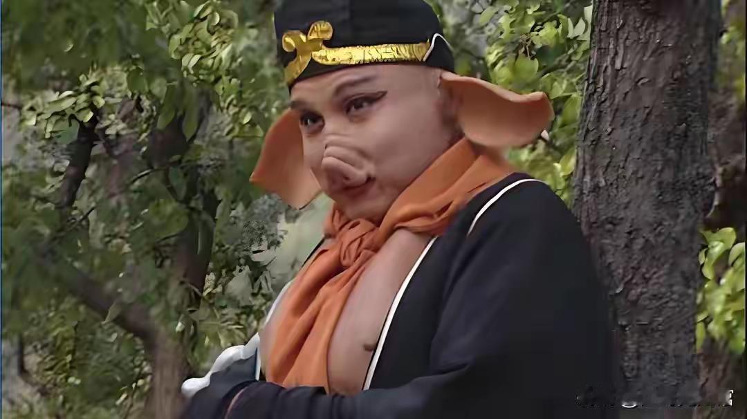 西游揭秘：三打白骨精时，猪八戒为何撺掇唐僧赶走孙悟空？三打白骨精，是《西游