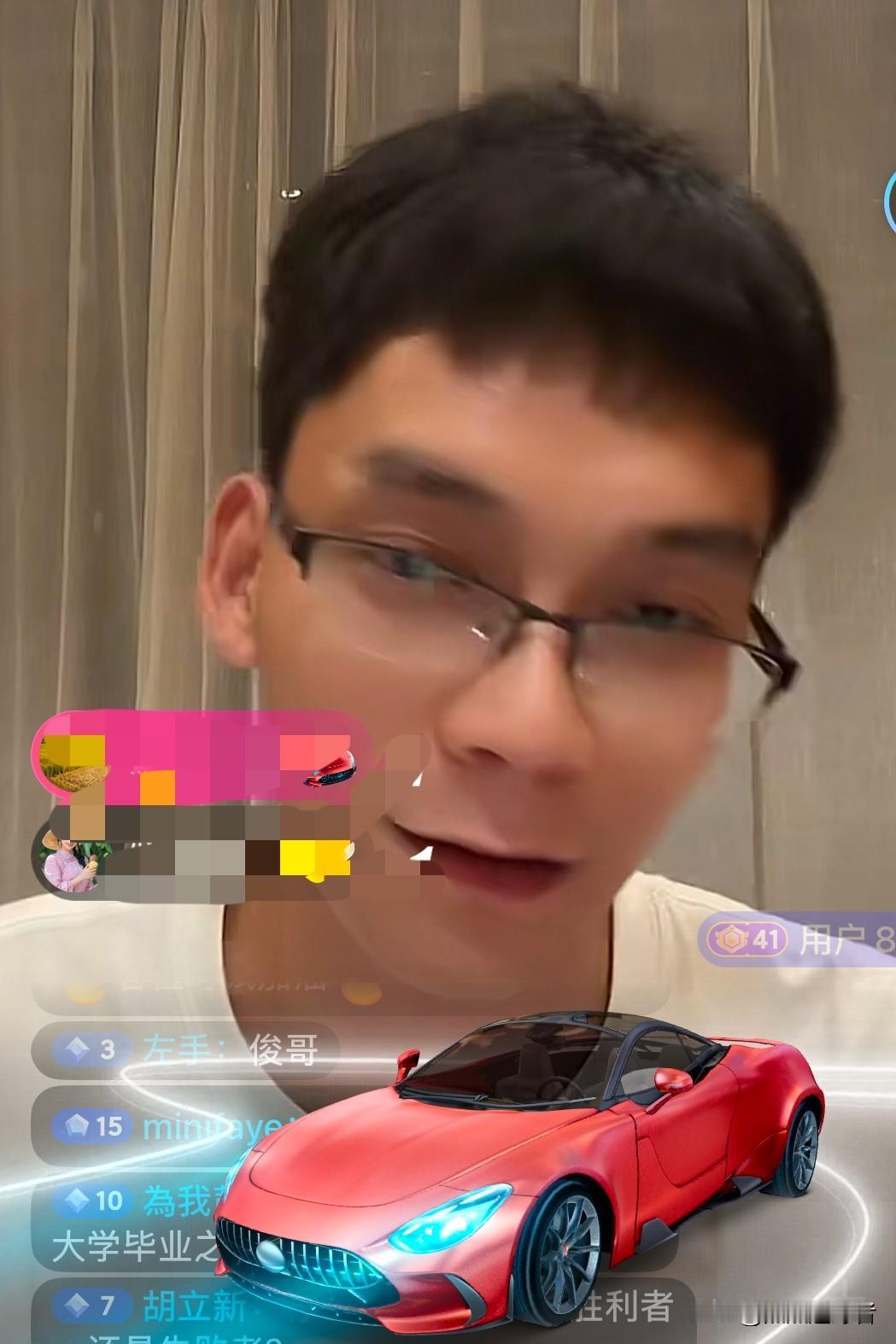 今晚，唐尚珺如期开启直播。直播间人气还是非常旺的，人数最多时有一万+，大部分时间