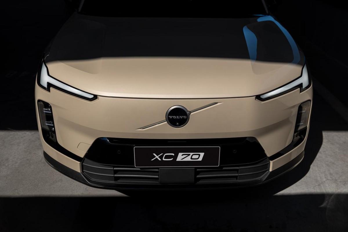 沃尔沃全新XC70今晚全球首发！外观、超混系统抢先看！想买豪华混动SUV的朋