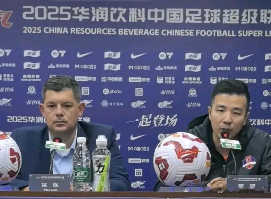 才说了“不换脑筋就换人”，果然，迷信传控打法的梅州客家主帅里斯蒂奇在7连败之后，