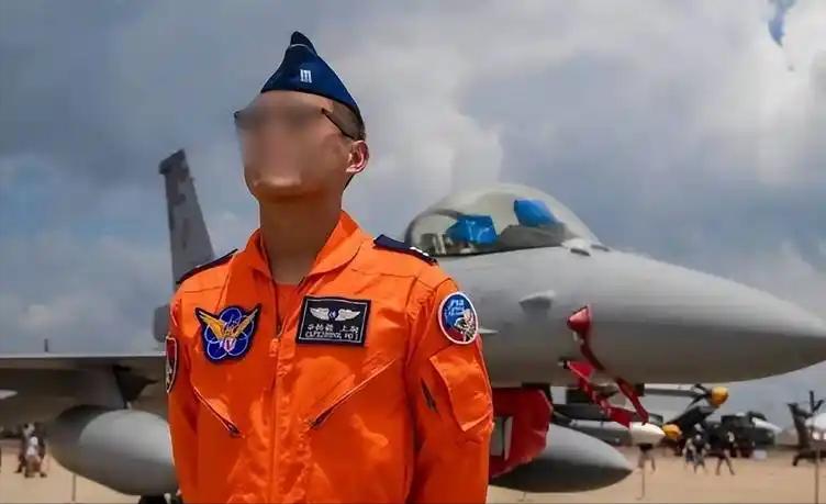 就在刚刚，中国台湾空军司令部突然宣布，1月22日，针对岛内F-16V战机6日晚间