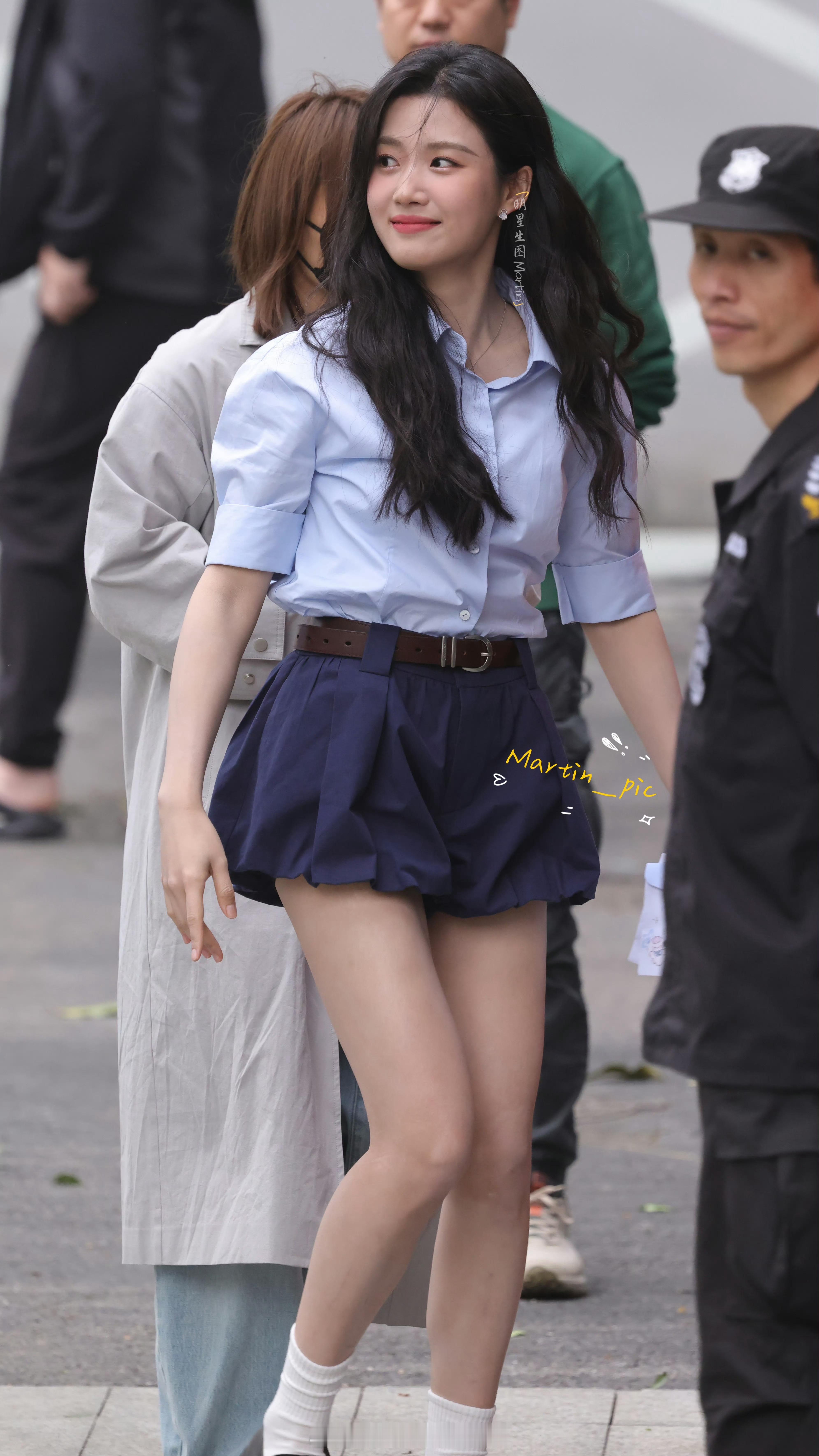 卢昱晓x新剧《折月亮》路透生图·期待Ing​​​