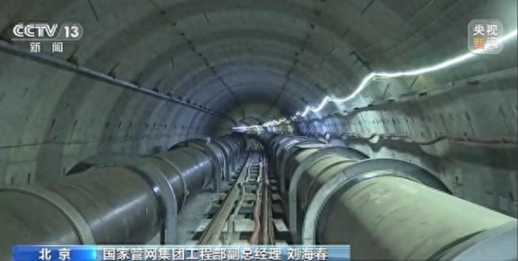 本来中俄之间修石油管道，蒙古夹在中间，按理说躺着就能赚过境费，结果愣是把这送上门