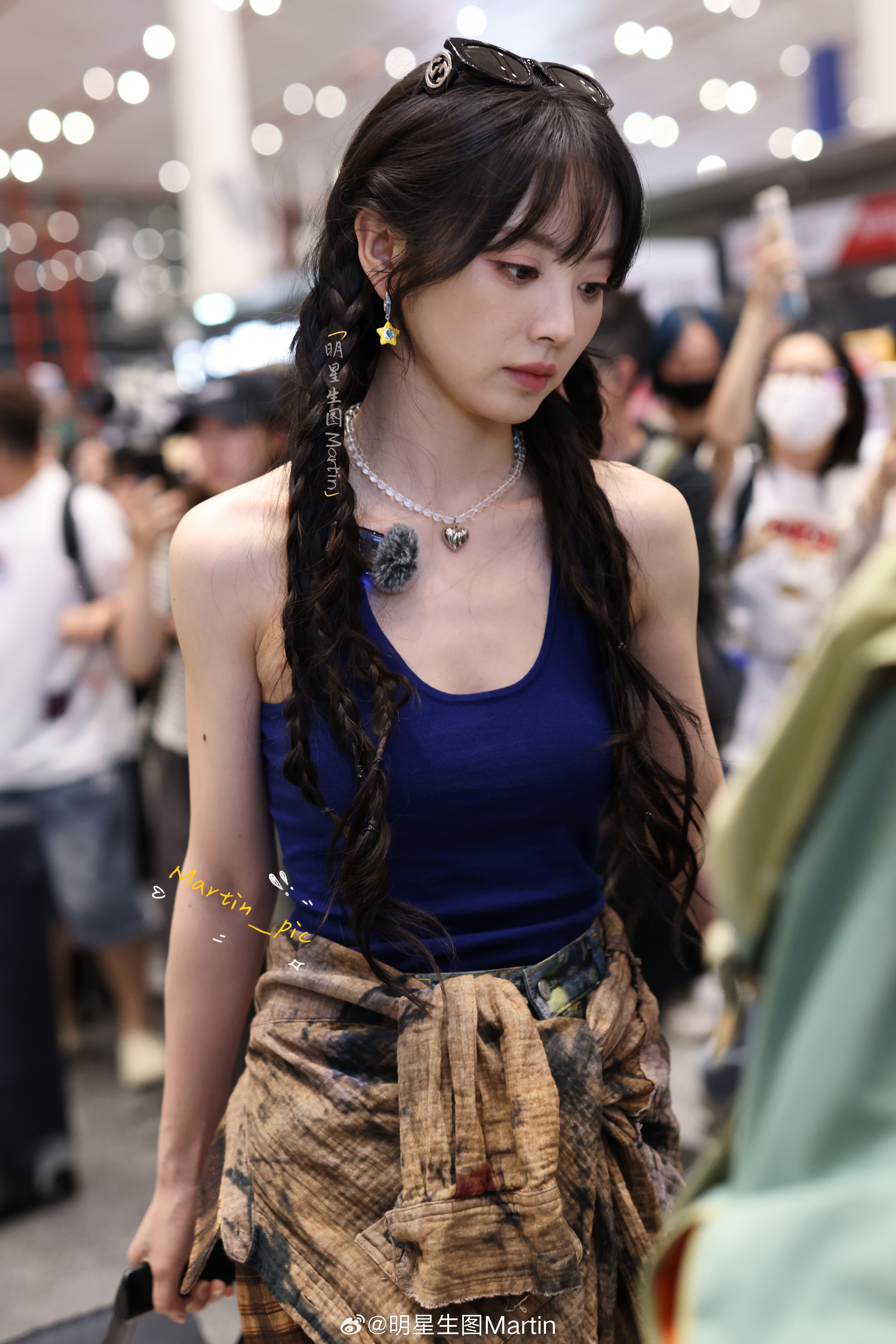 田曦薇的机场生图📷田曦薇各平台涨粉​​​