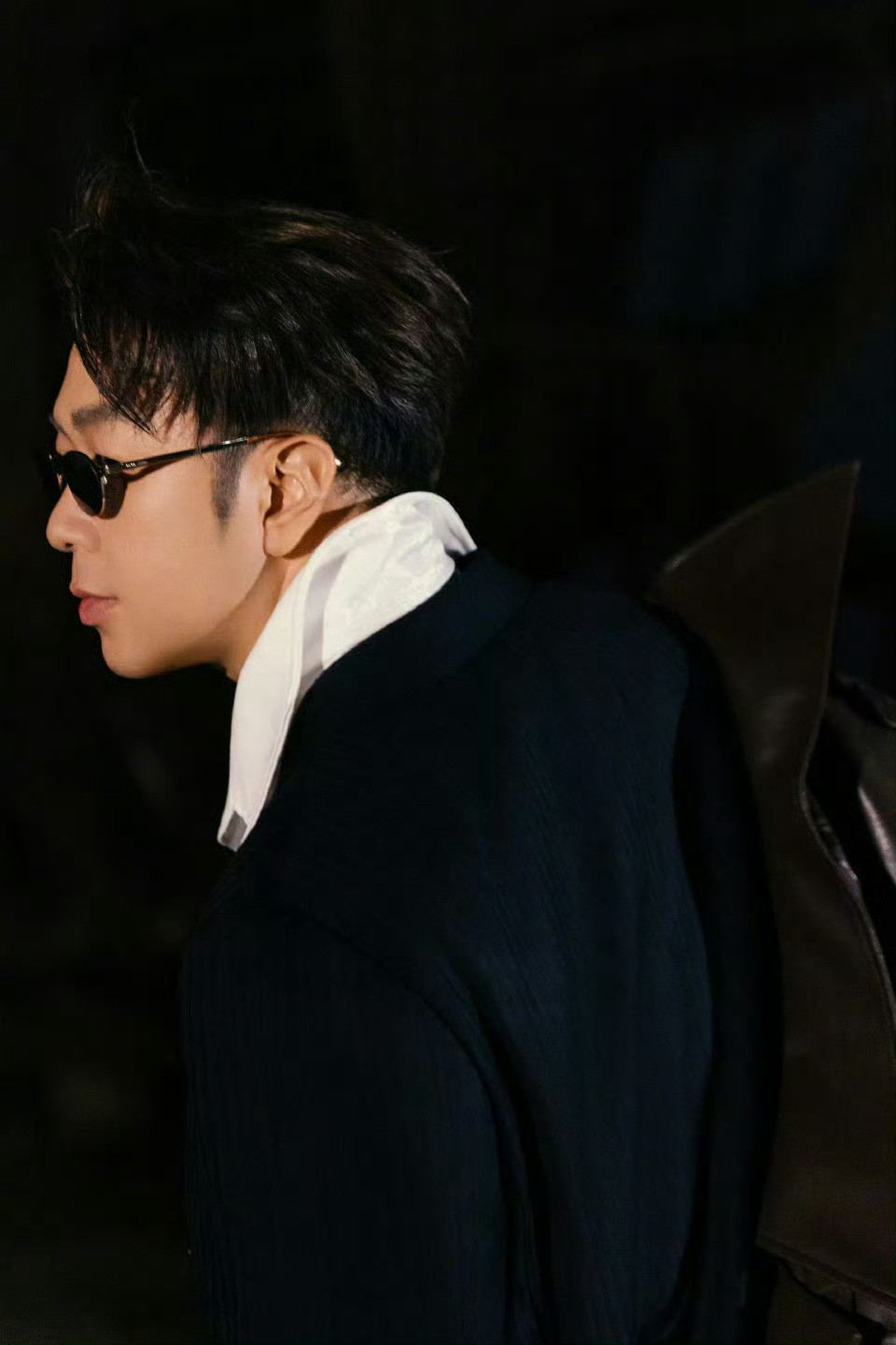 杜海涛居然有下颌线了杜海涛的下颌线太明显，颜值直接提升了一个档次