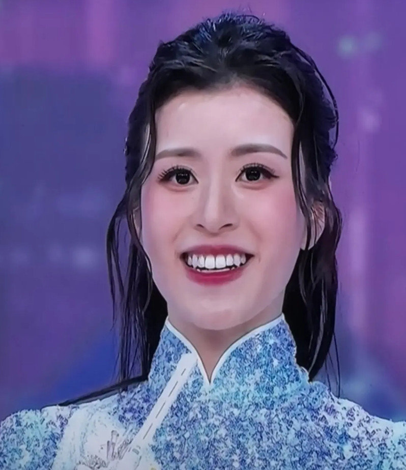 时代真的变了！如今选港姐，再也不是看脸了。毫不客气地说，今年港姐冠军这张