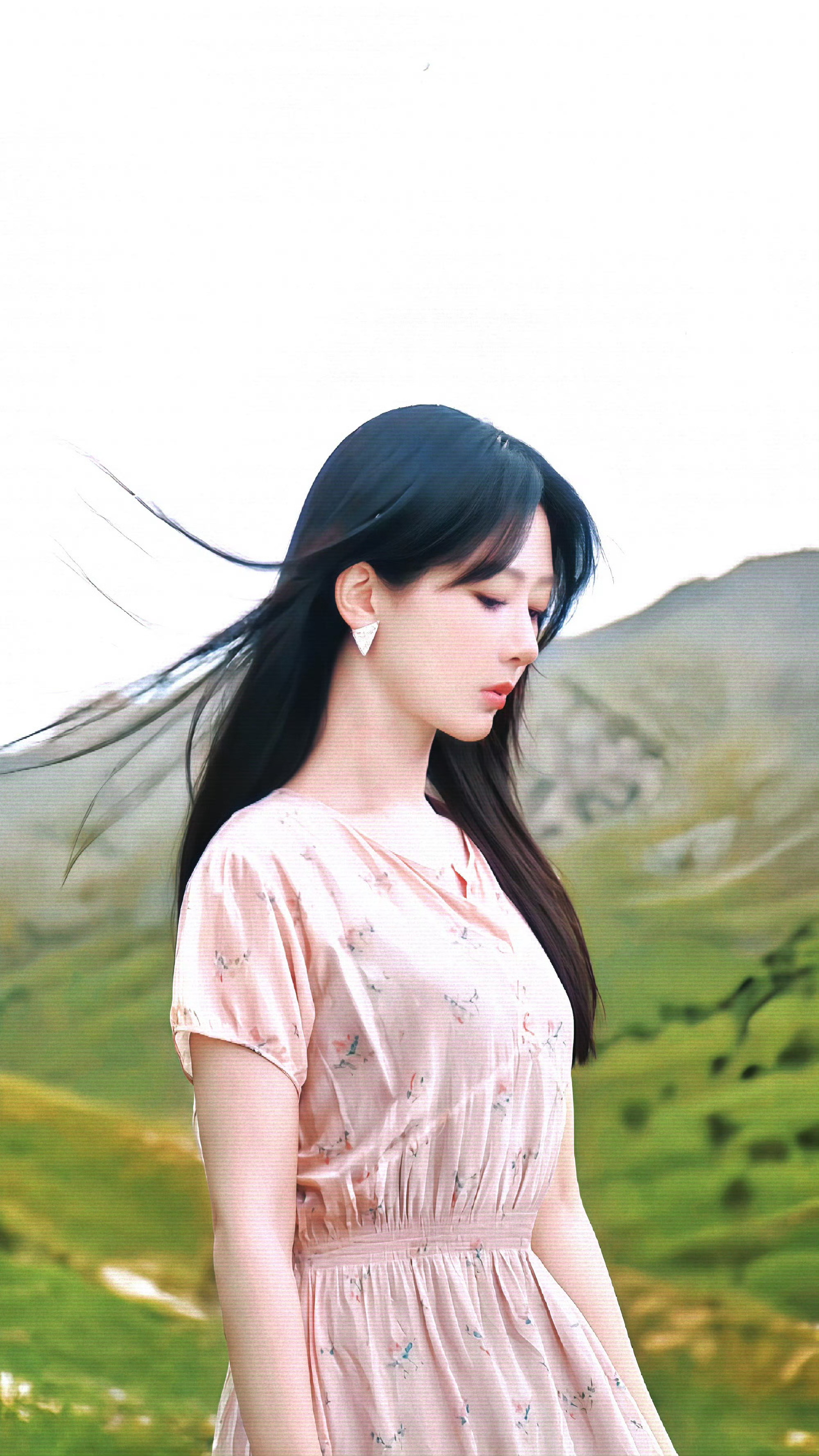 【PRADA美妆杨紫新物料】“我唯一的标签就是我的名字别猜我本莫测”在白菊家