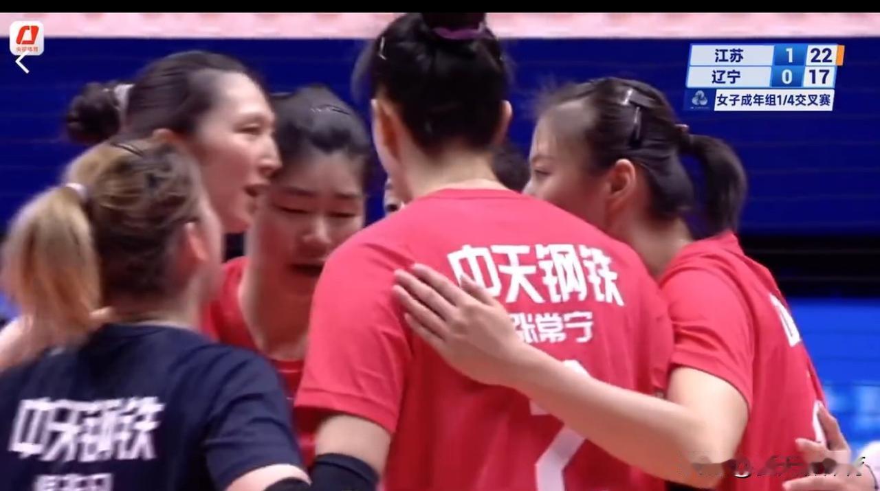 感觉可以提前恭喜江苏女排进4强了！2局比赛才打了48分钟，实力差距比想象中更大，