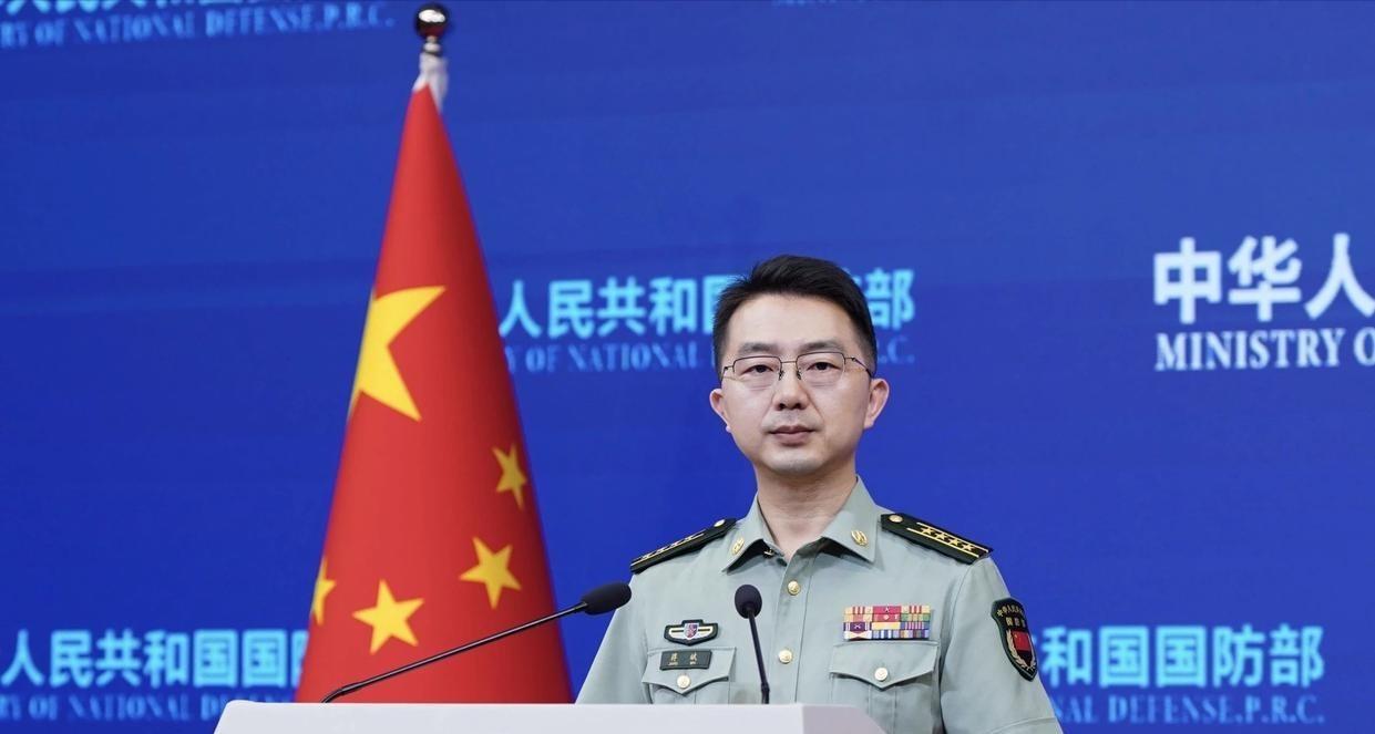 国防部这次确实没客气，直接把话挑明了。针对台军要把进攻性武器推到澎湖、菲律宾在黄