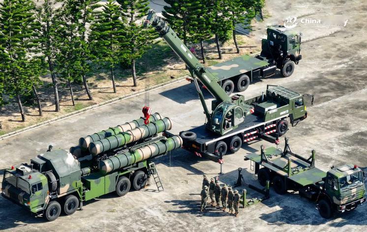 伊朗媒体说很快得到红旗9防空导弹！这个很快是多快，那就没法说了。红旗9防空导